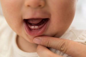 mi-hijo-rechina-los-dientes-bebe
